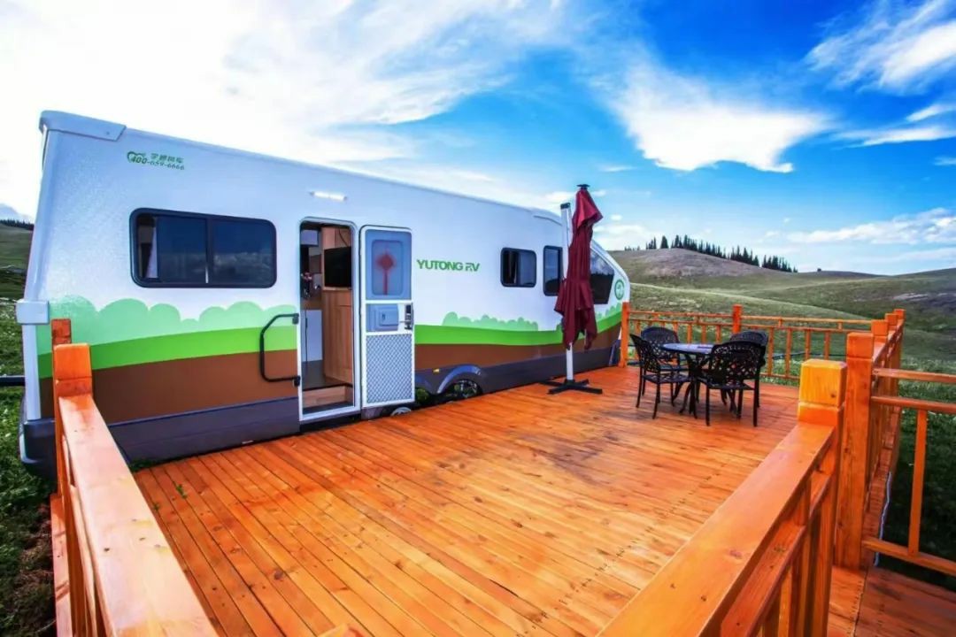 赛里木湖畔的“风景之屋”：立博移动民宿开启沉浸式旅行体验